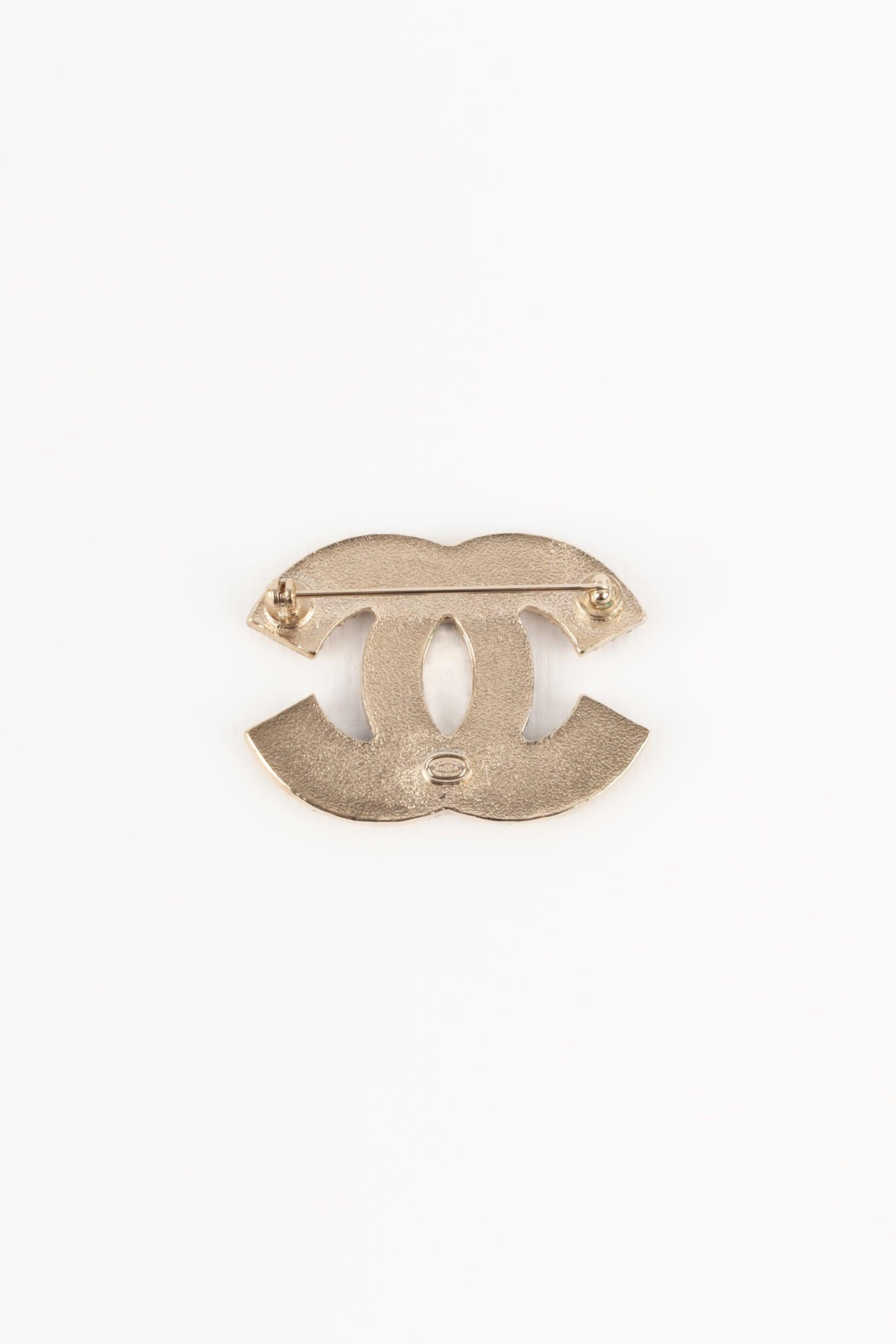 Chanel CC Brooch with Rhinestones, 2019 For Sale 1