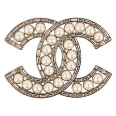Chanel CC Brooch with Rhinestones and Costume Pearls, 2016
