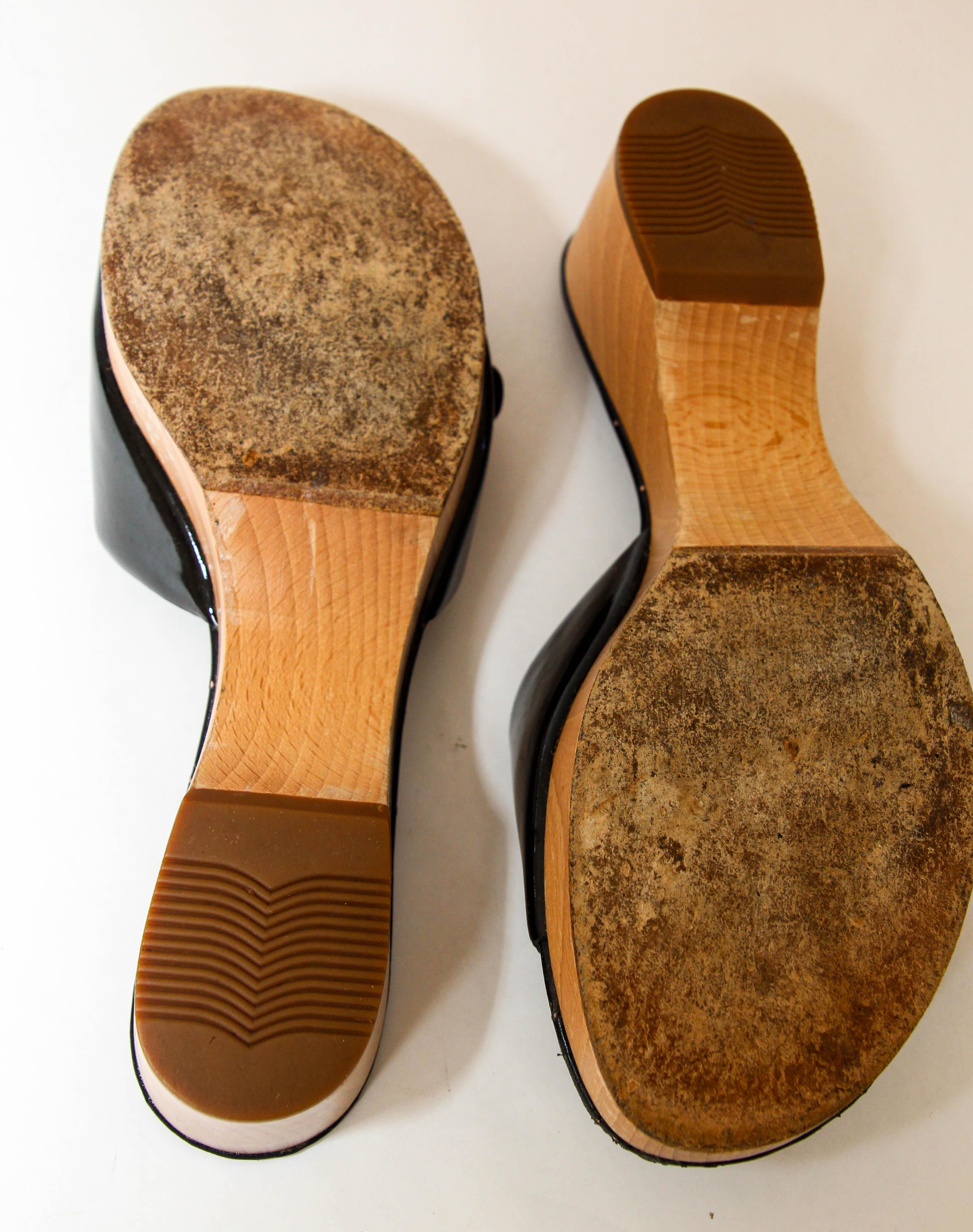 CHANEL CC Buckle Black Leather Clog Sandals 7.5 EU38 For Sale 14