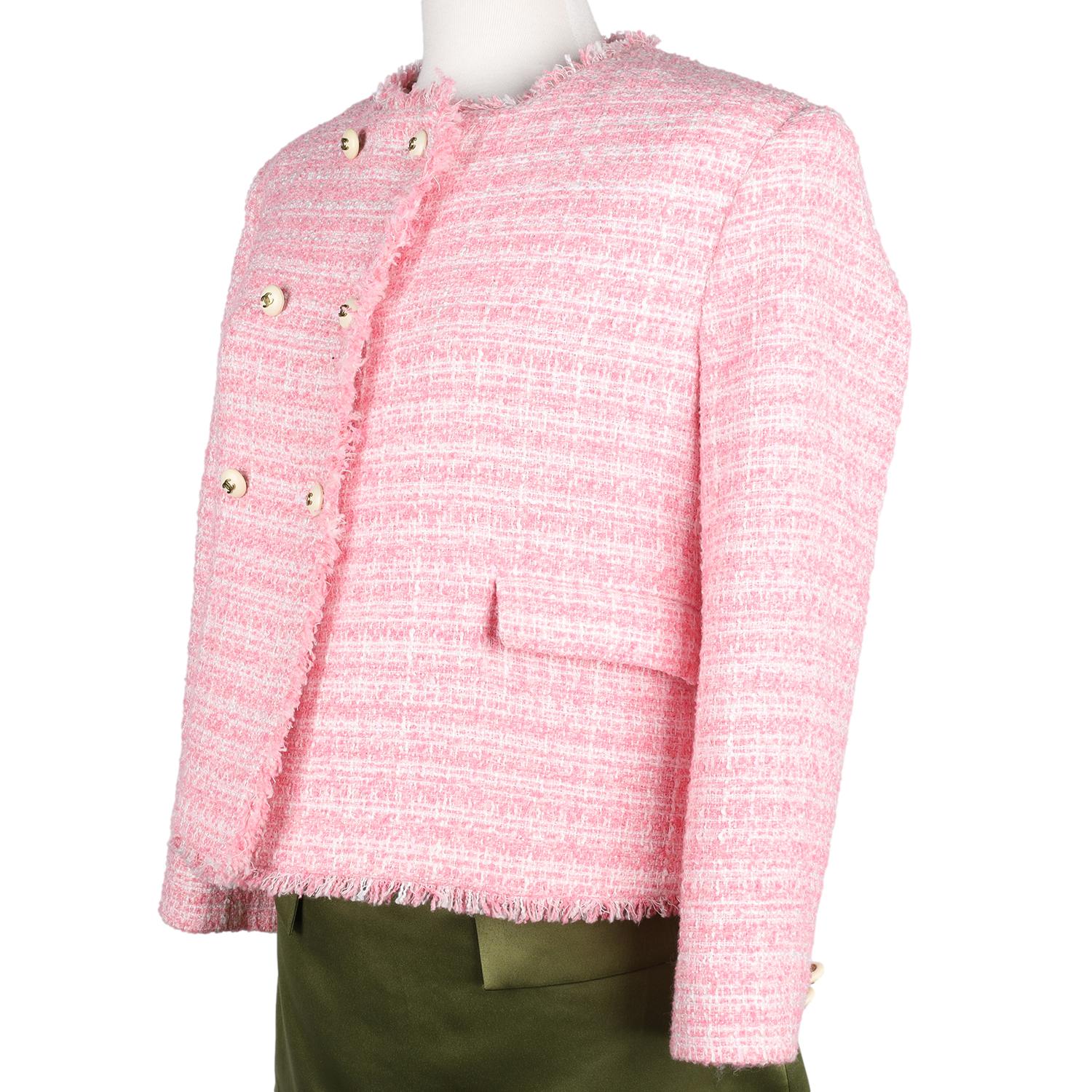 Chaqueta CHANEL CC Button Rosa en venta