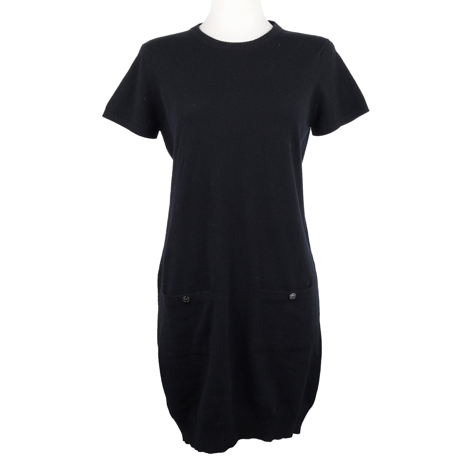 Chanel CC Button Knit Cashmere Dress Nero Taglia 42 US10 in vendita 3