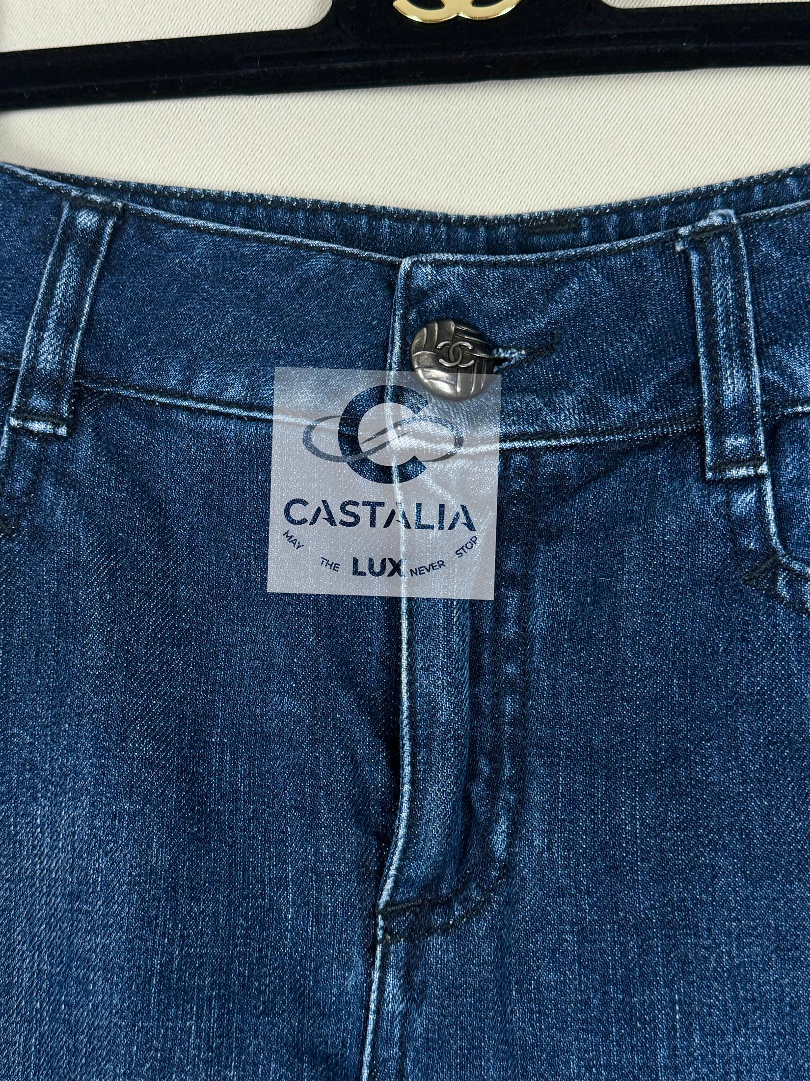 CHANEL CC Buttons Bicolour Jeans 36 FR en vente 1