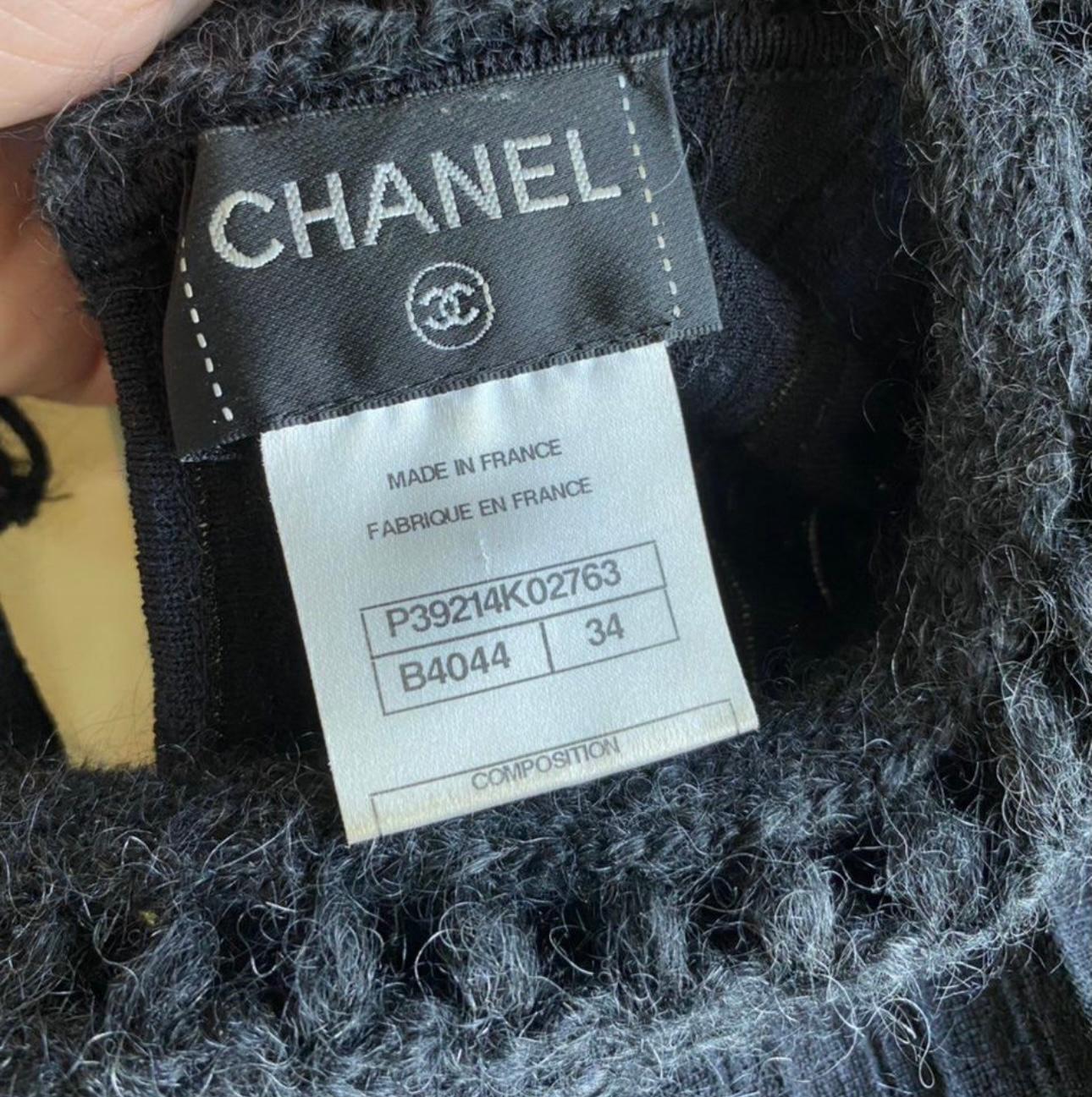 Chanel CC Botones Recorte Trenzado Vestido Negro en venta 3