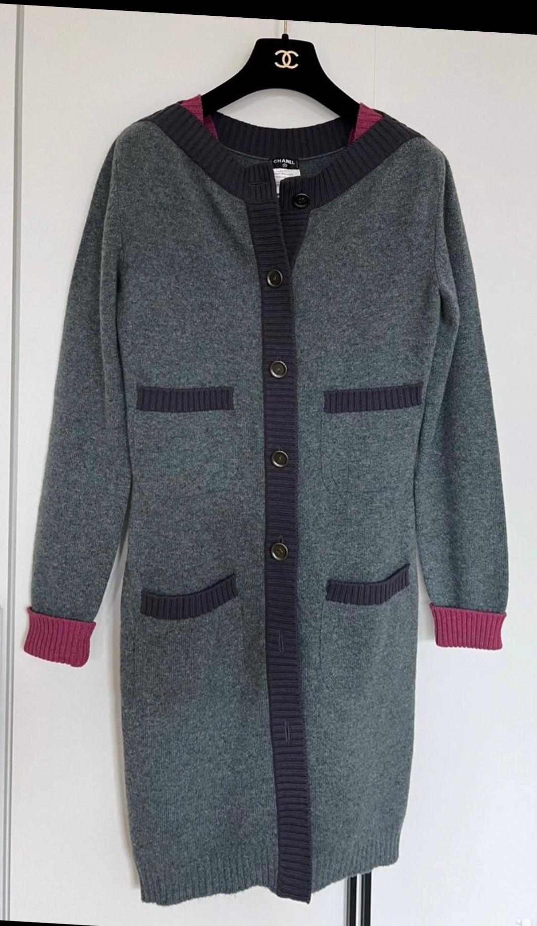 Chanel CC Buttons Cashmere Cardi Coat In Excellent Condition For Sale In Dubai, AE