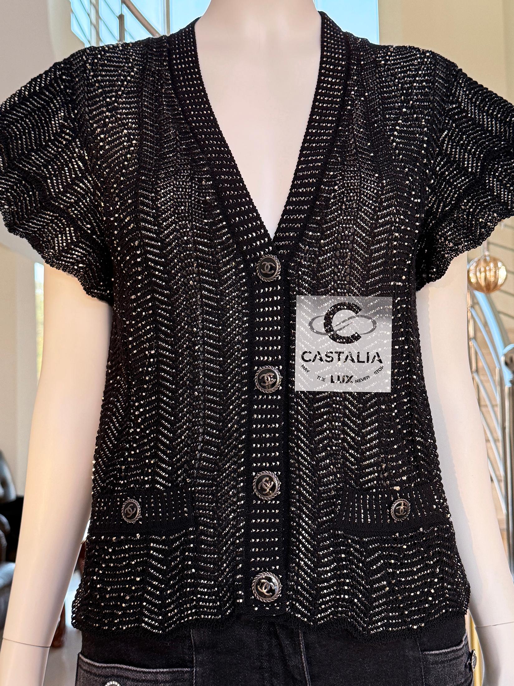 da uomo o donna Chanel bottoni CC Charme Cardigan nero 34 FR