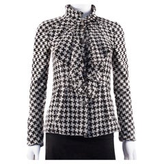 Chanel CC Buttons Houndstooth Tweed Jacket