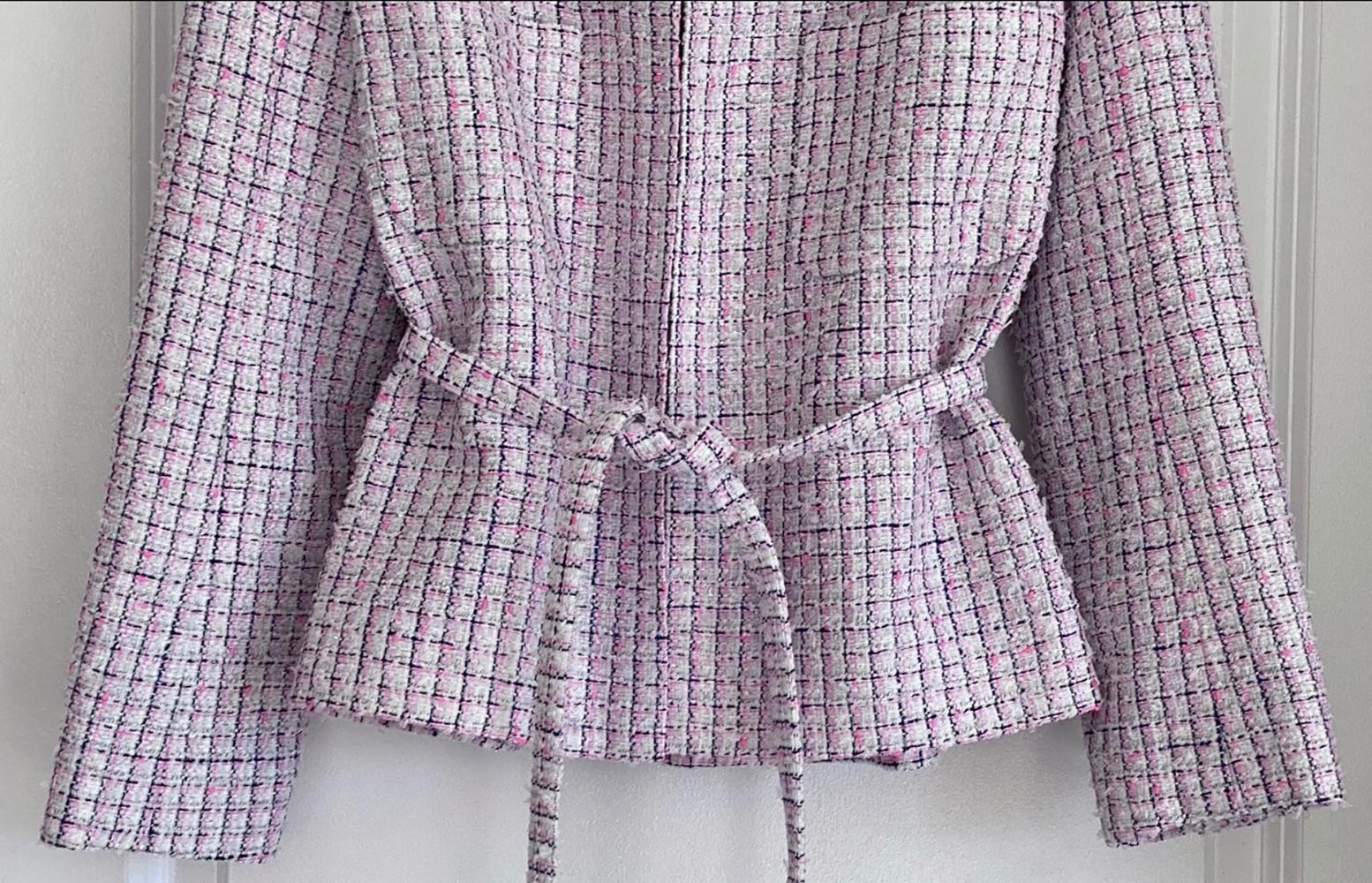 Chanel CC Buttons Lavender Tweed Jacket with Belt 7