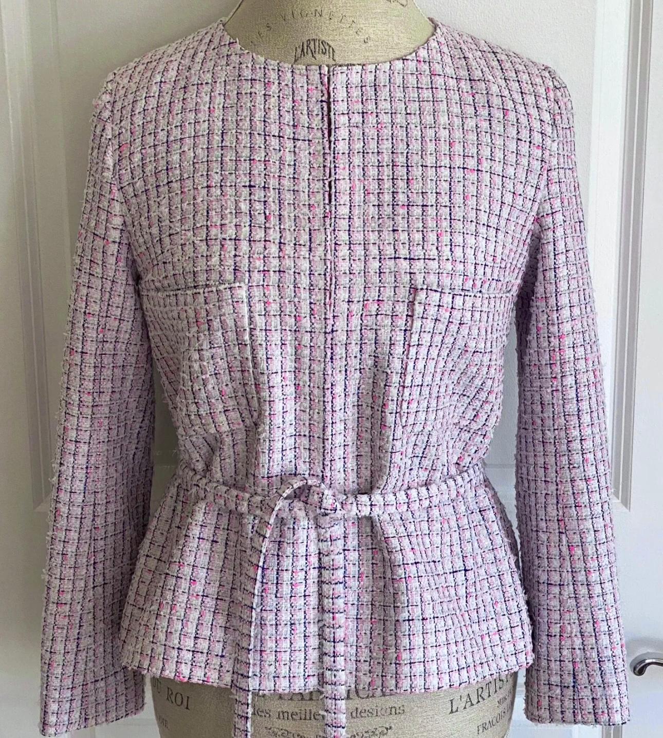 Chanel CC Buttons Lavender Tweed Jacket with Belt 4