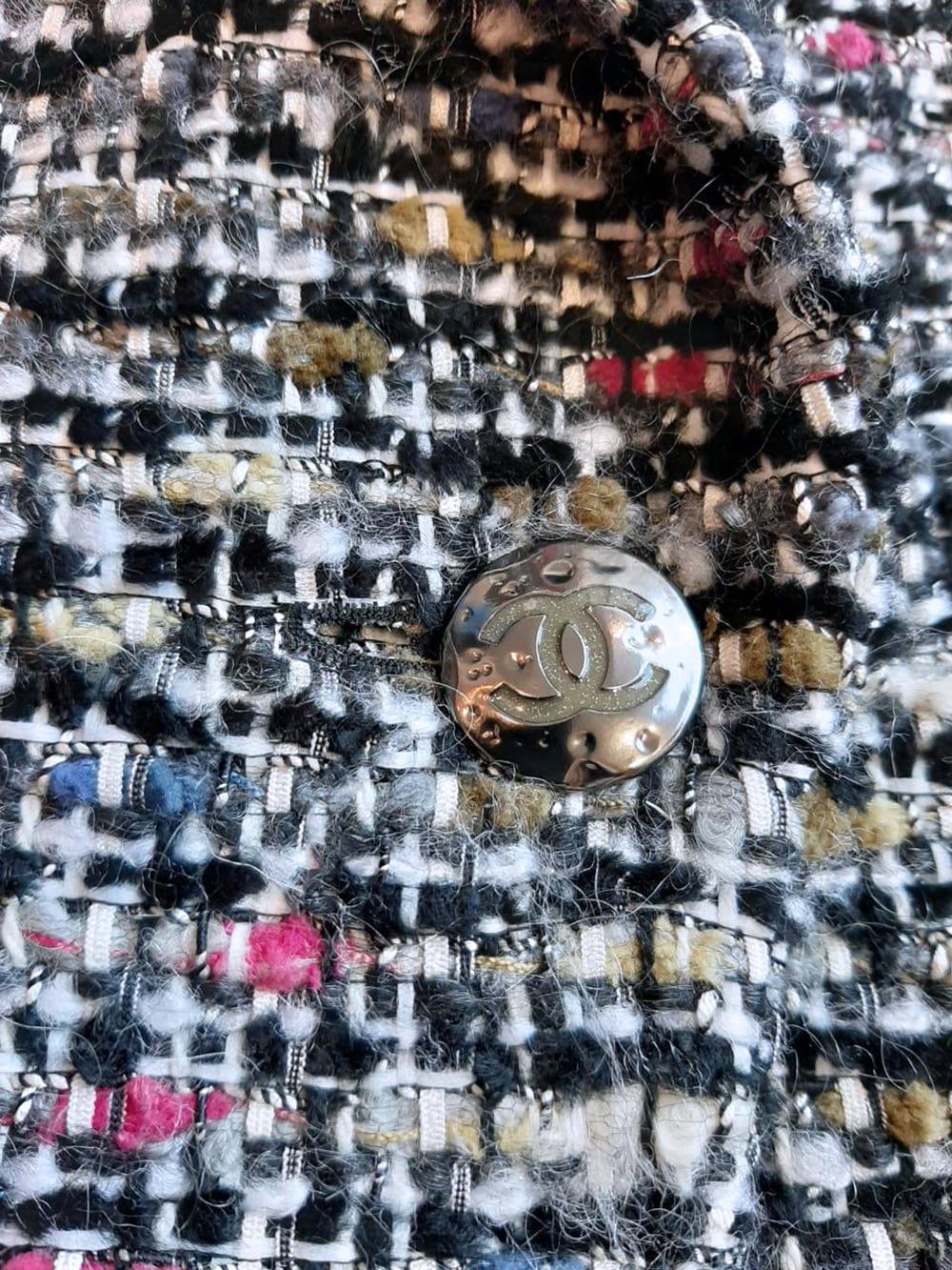 Women's or Men's Chanel CC Buttons Lesage Tweed Jacket 38 FR