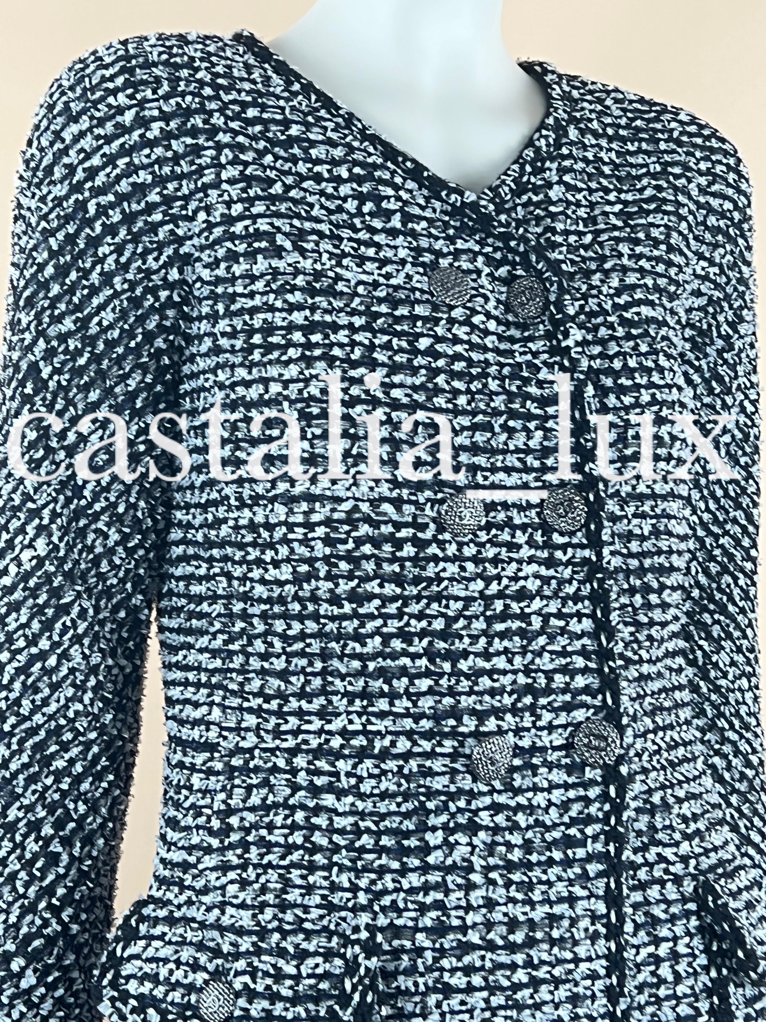 Chanel CC Buttons Lesage Tweed Jacket In Excellent Condition For Sale In Dubai, AE