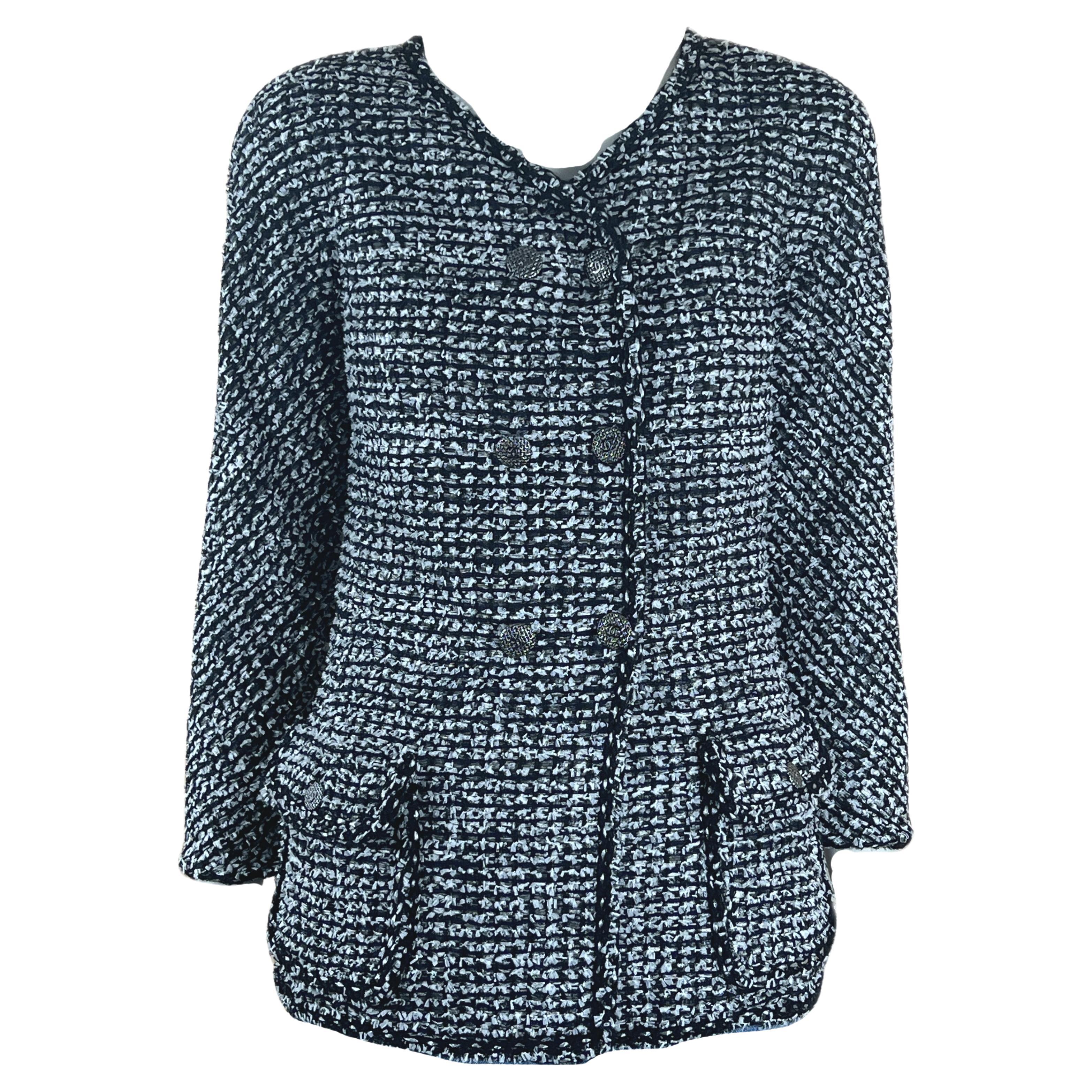 Chanel - Veste en tweed Lesage à boutons CC en vente