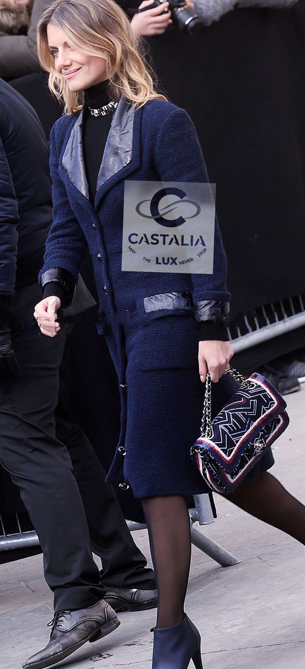 Black Chanel CC Buttons Navy Tweed Coat with Leather Accents 38 FR For Sale
