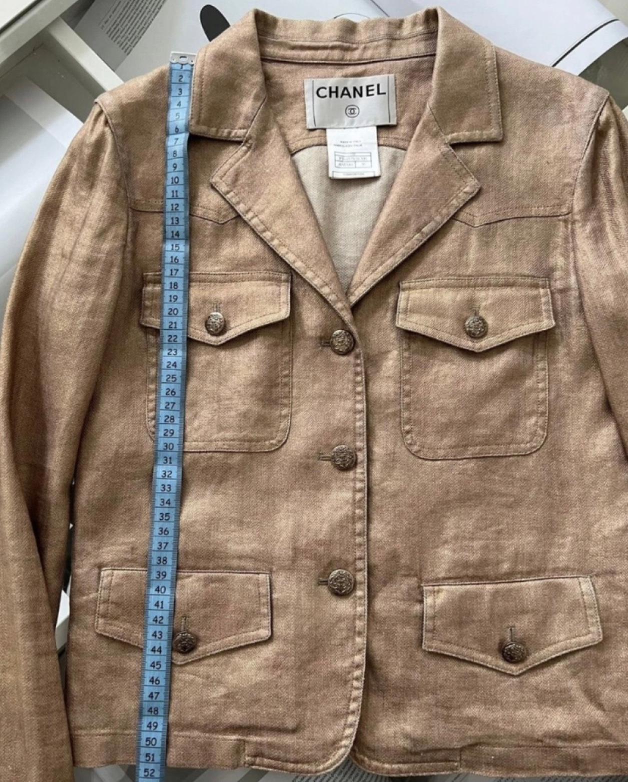 Chanel CC Buttons Nude Beige Jacket In Excellent Condition For Sale In Dubai, AE