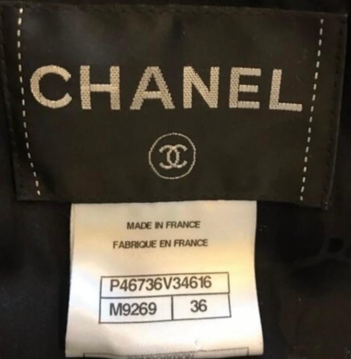Chanel CC Buttons Oversized Black Tweed Jacket / Coat For Sale 4