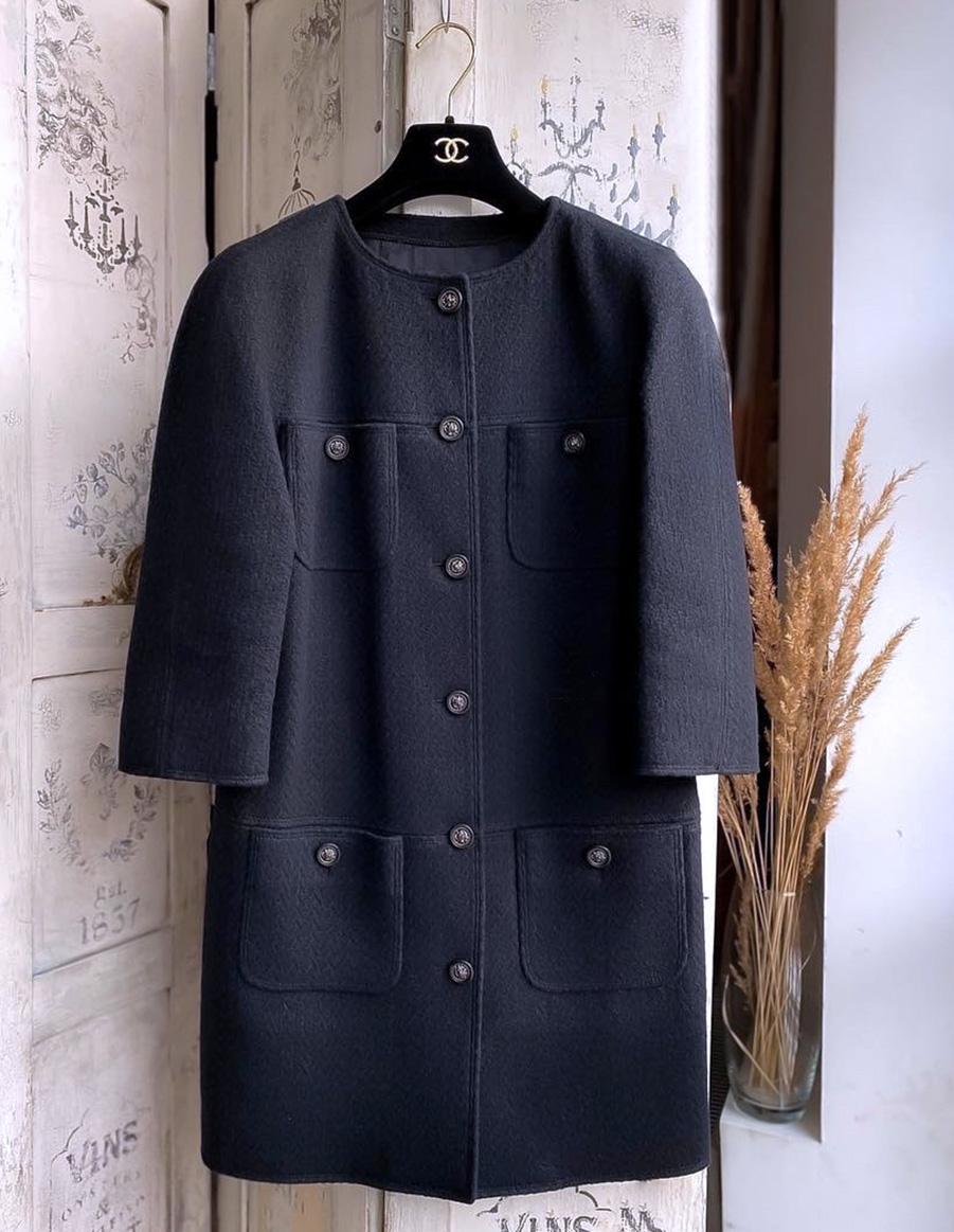 Chanel CC Buttons Paris / Edinburgh Tweed Coat For Sale 1
