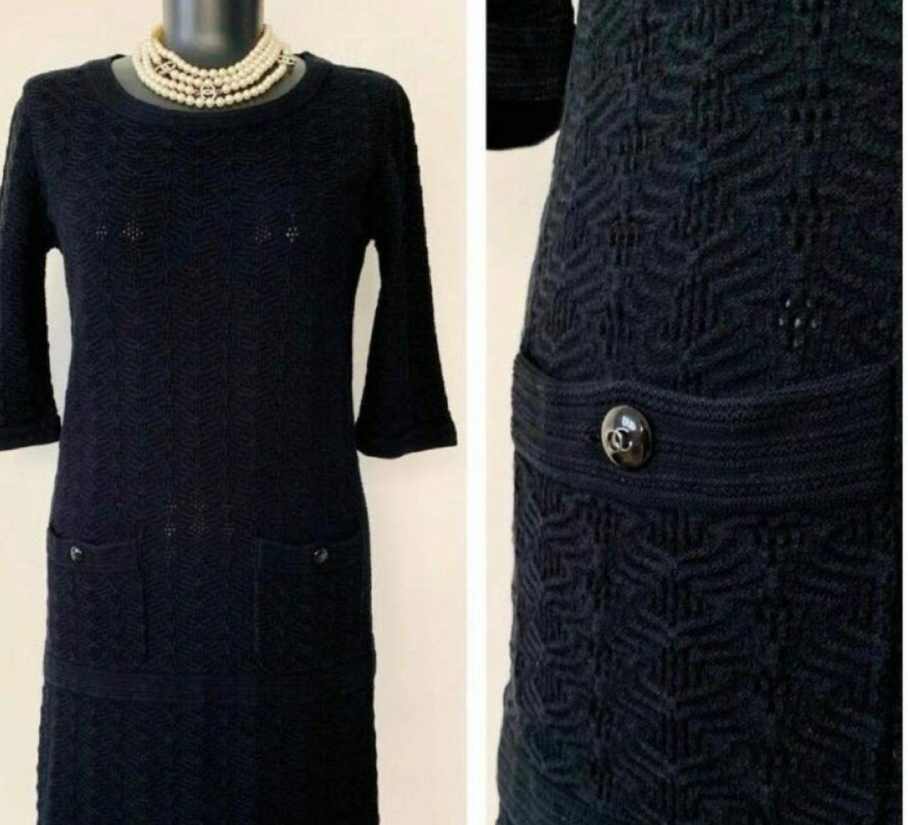 Women's or Men's Chanel CC Buttons Paris / Singapore Black Dress For Sale