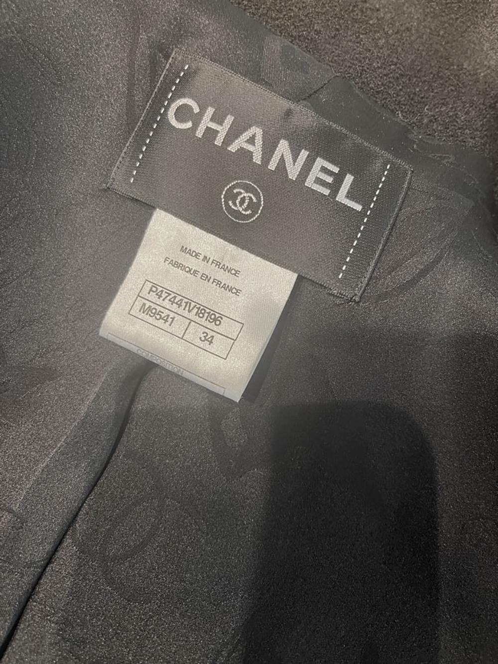 Chanel CC Buttons Paris / Singapore Runway Black Tweed Coat For Sale 8