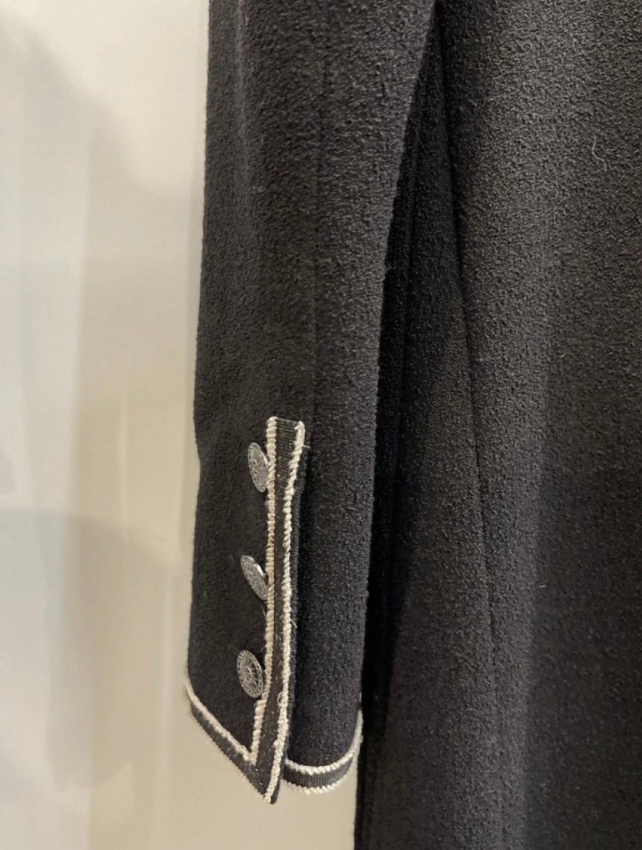 Chanel CC Buttons Paris / Singapore Runway Black Tweed Coat For Sale 12
