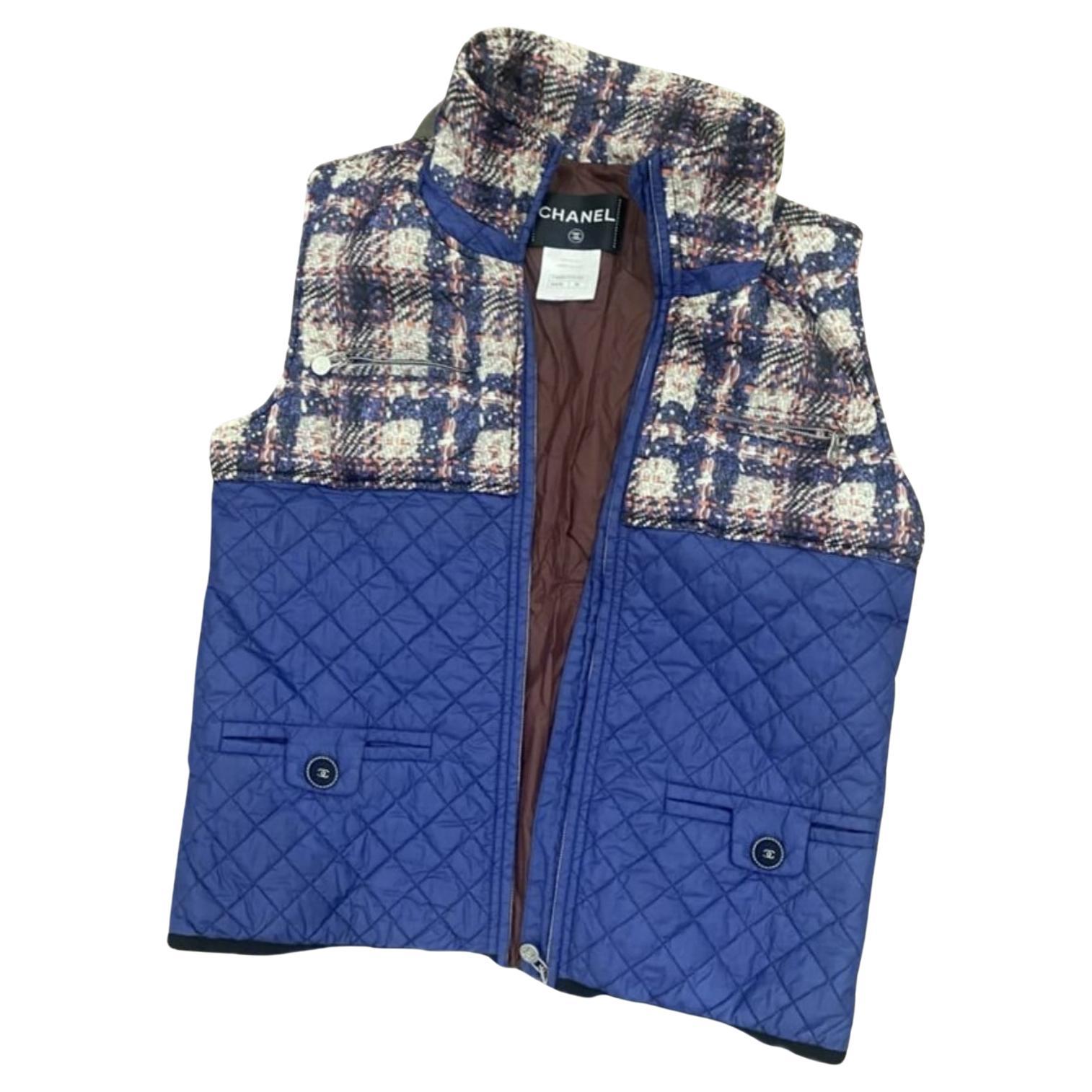 Chanel CC Buttons Quilted Tweed Vest For Sale