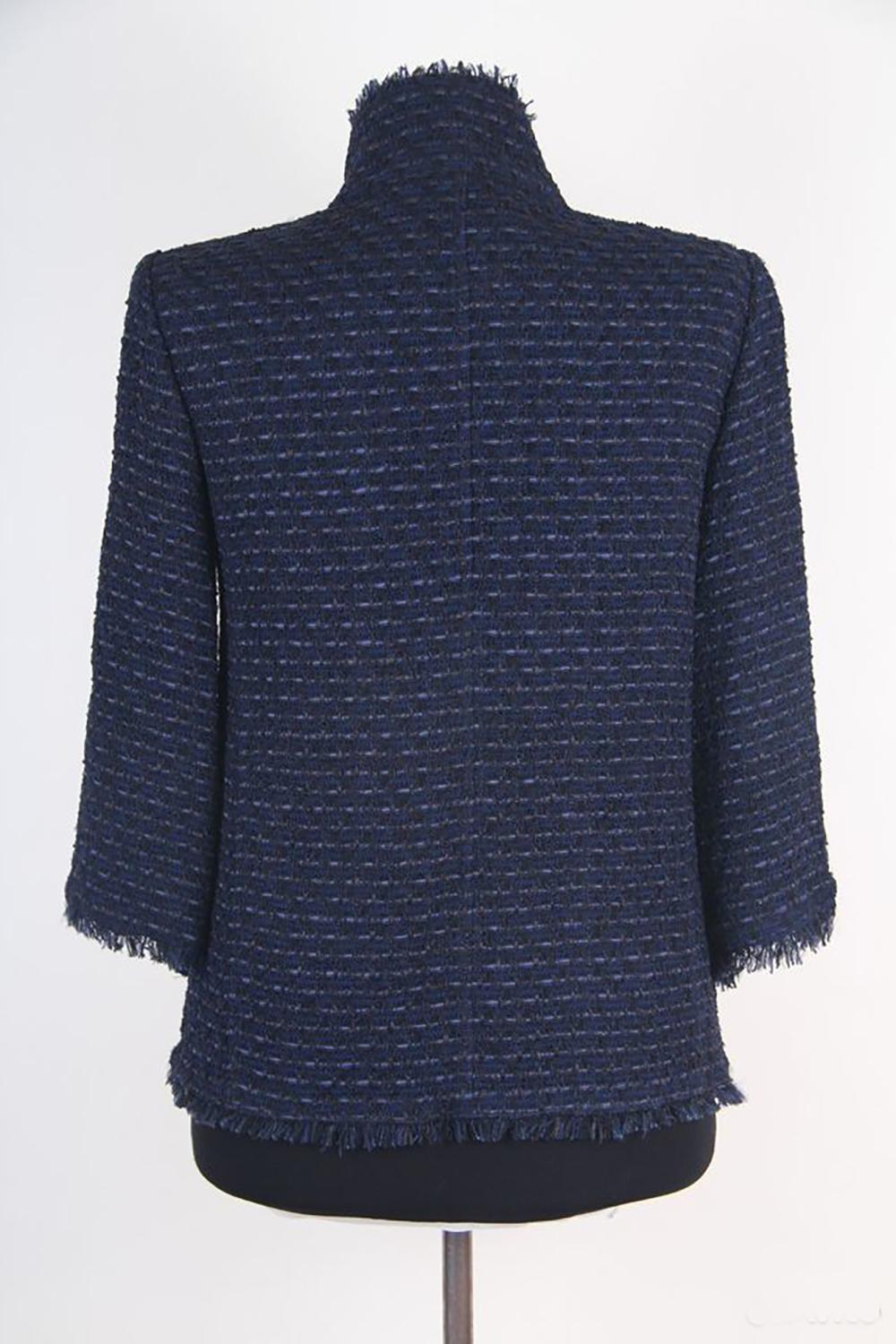 Women's or Men's Chanel CC Buttons Timeless Tweed Jacket