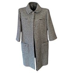 Chanel CC Tweed-Jacke / Mantel mit Knöpfen aus Tweed