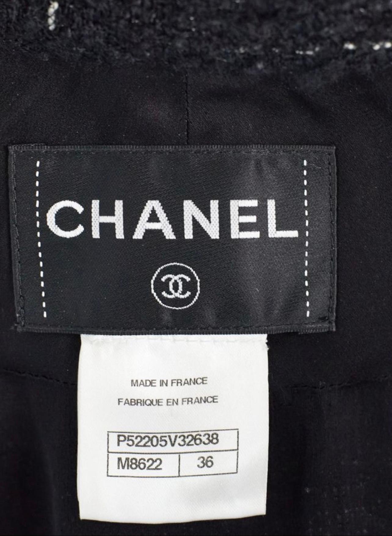 Chanel CC Buttons Tweed Parka Coat For Sale 3