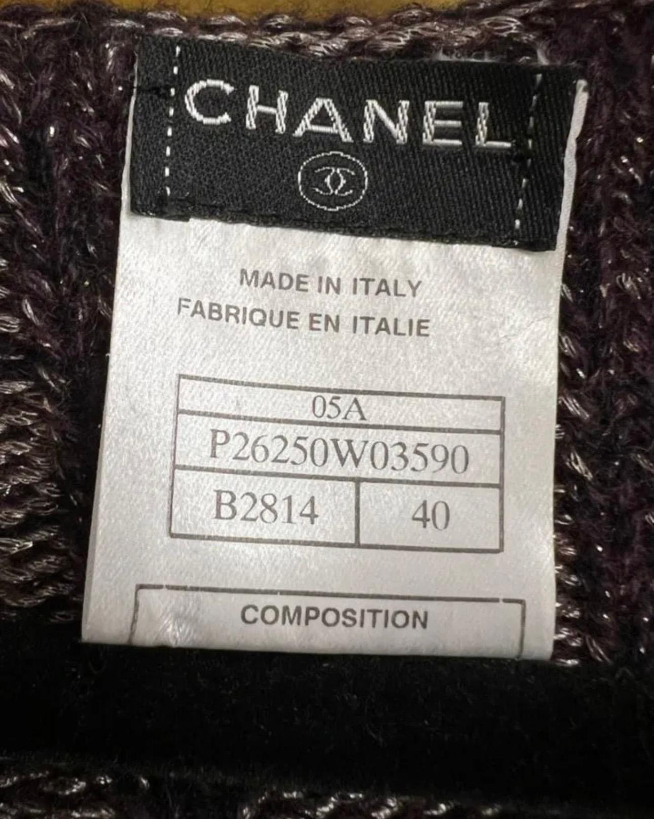 Chanel - Veste tissée à boutons CC et accents moelleux en vente 1