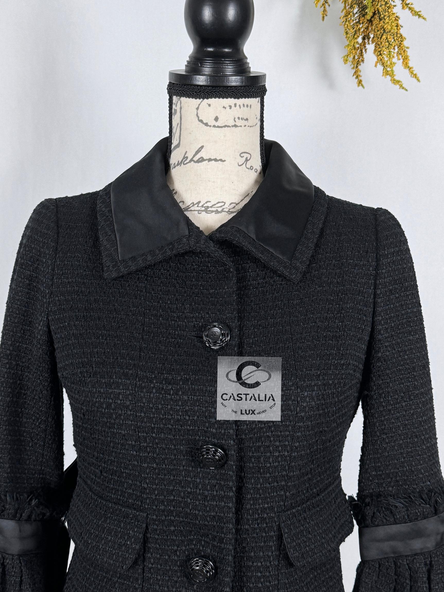 Women's or Men's Chanel CC Camellia Buttons Black Tweed Jacket