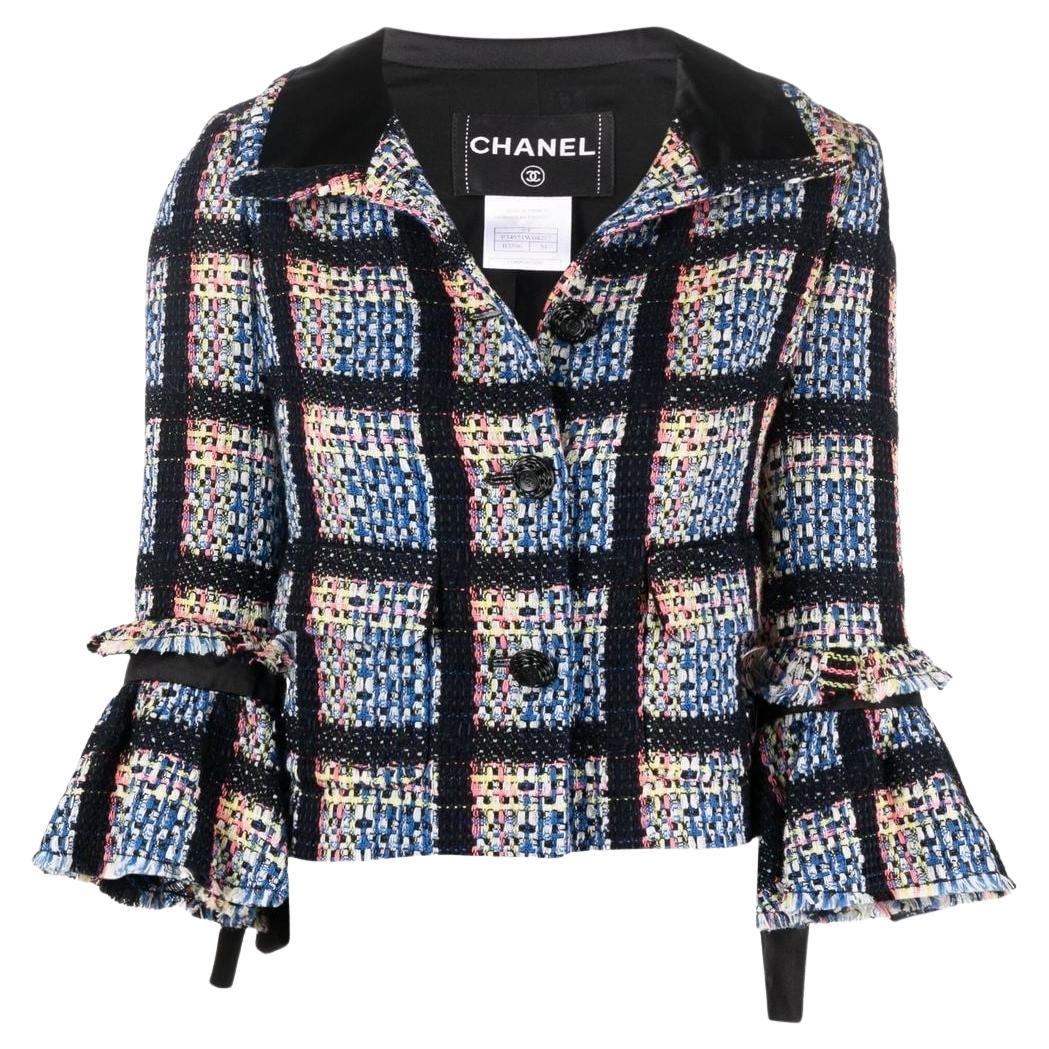 CHANEL CC Camelia Chaqueta de tweed con botones y lazos 44 FR en venta