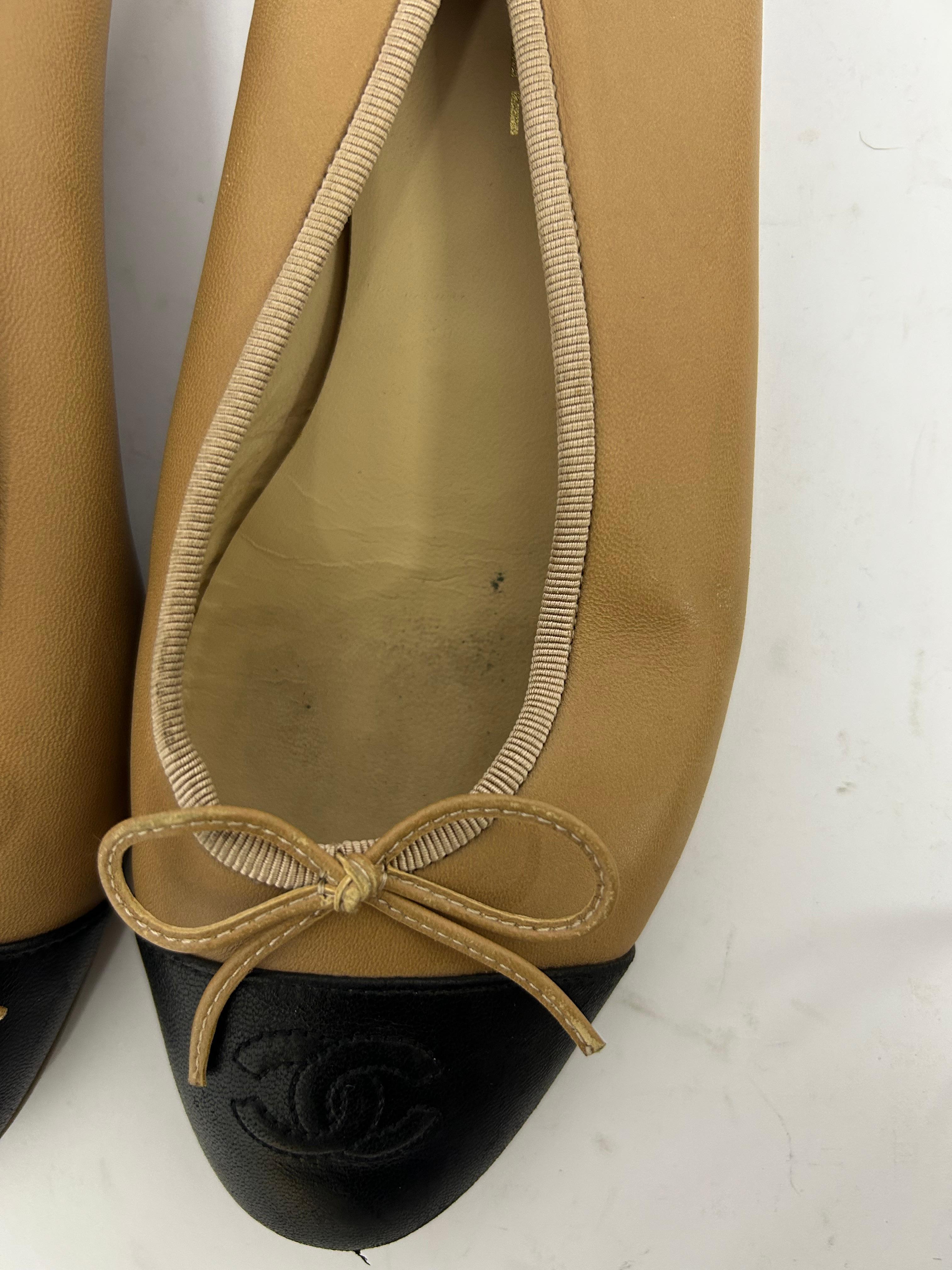 Chanel - EU 40.5 For Sale 1