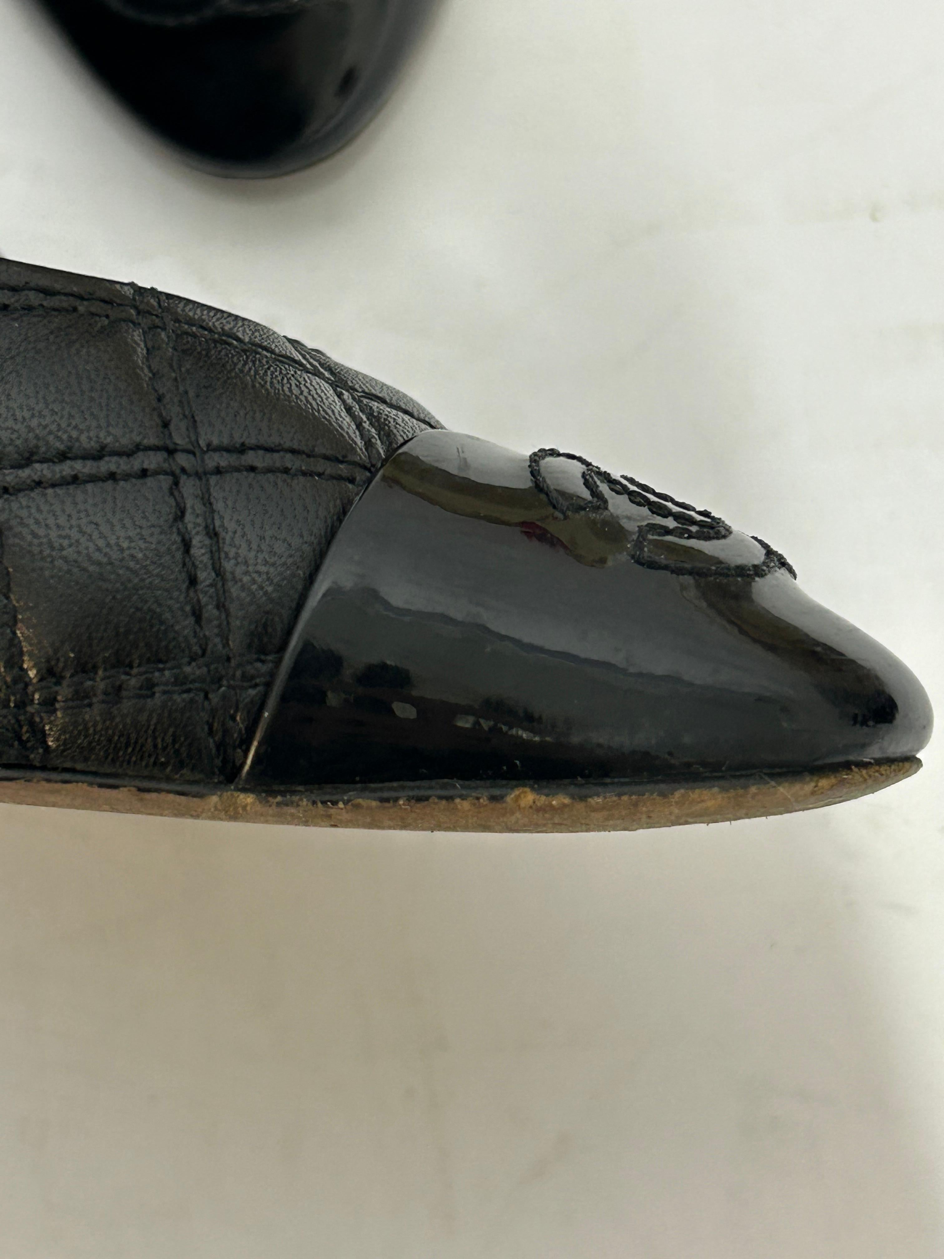 Chanel CC Cap Toe Pumps EU 36 1