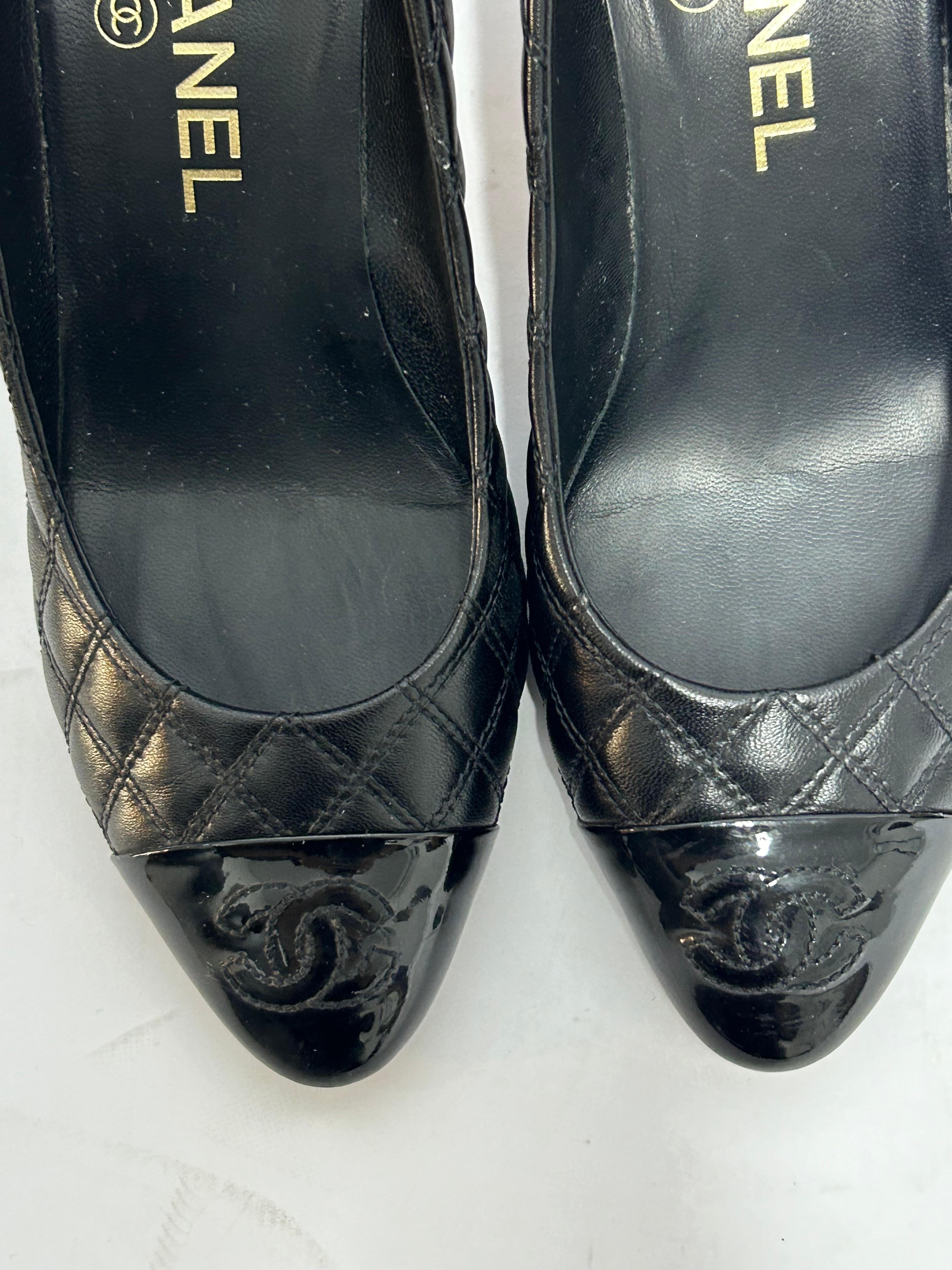 Chanel CC Cap Toe Pumps EU 36 2
