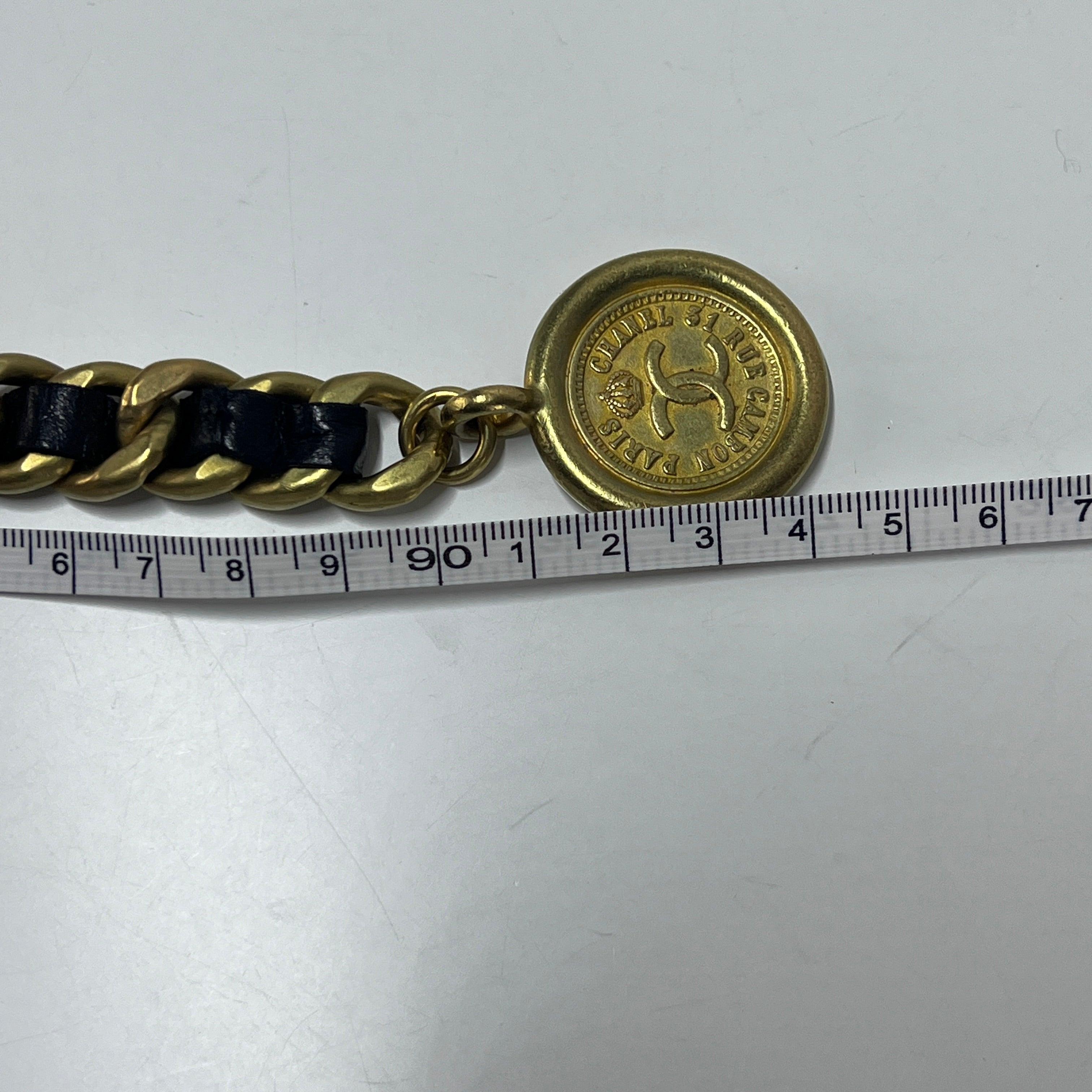 CHANEL CC Ceinture en métal doré et cuir Collectional Automne 1994 en vente 2