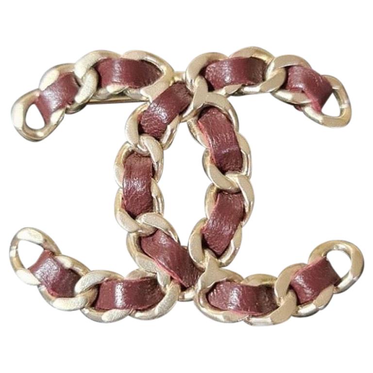 CHANEL CC Chain Burgundy Leather Brooch