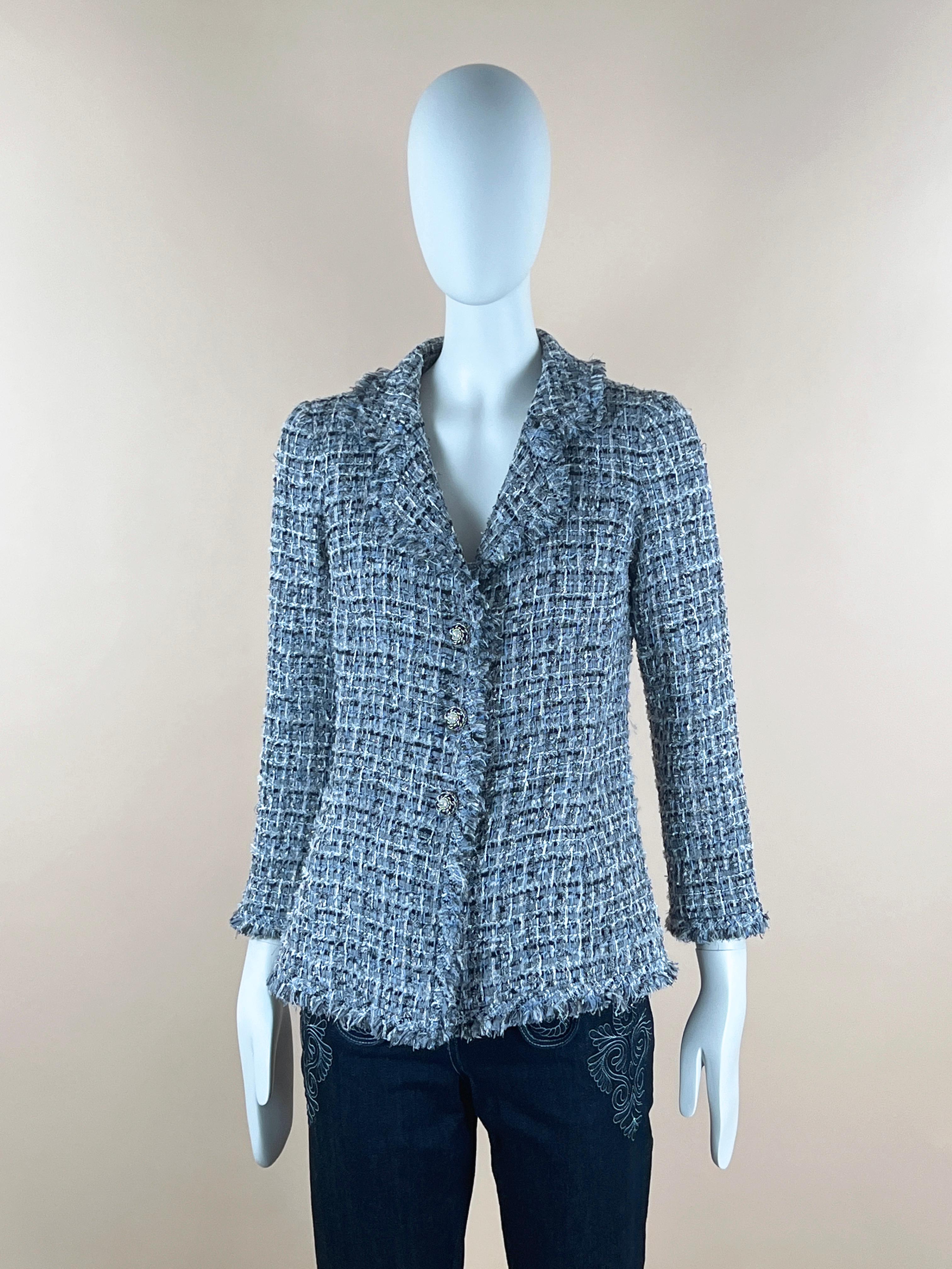 Chanel CC Chain Link Buttons Tweed Jacket For Sale at 1stDibs