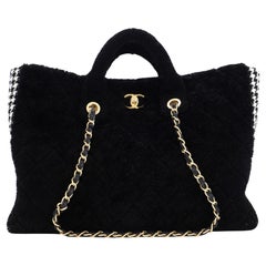 Chanel Shearling Bag - 34 For Sale on 1stDibs