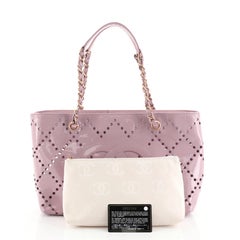 Chanel CC Chain Tote Perforiertes Patent Medium