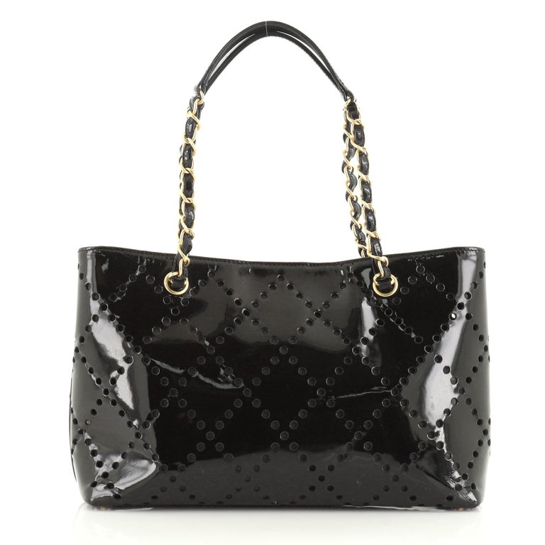 chanel cc chain tote