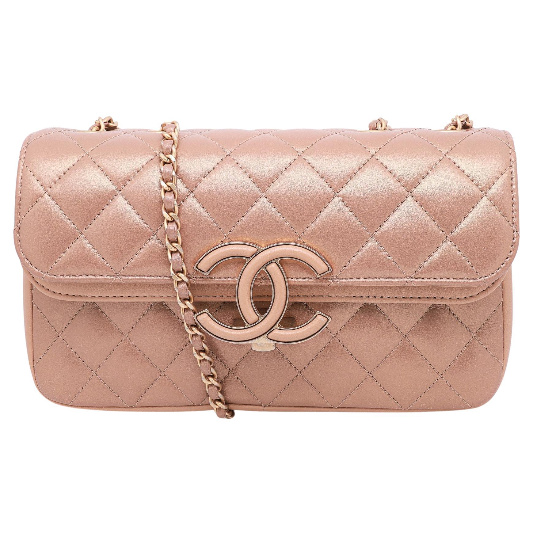 Chanel Classic Vintage Cross body bag purse at 1stDibs