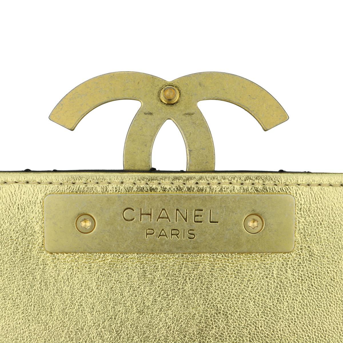 CHANEL CC Chic Flap Bag Black and Gold Lambskin with Brushed Gold Hardware 2019 7