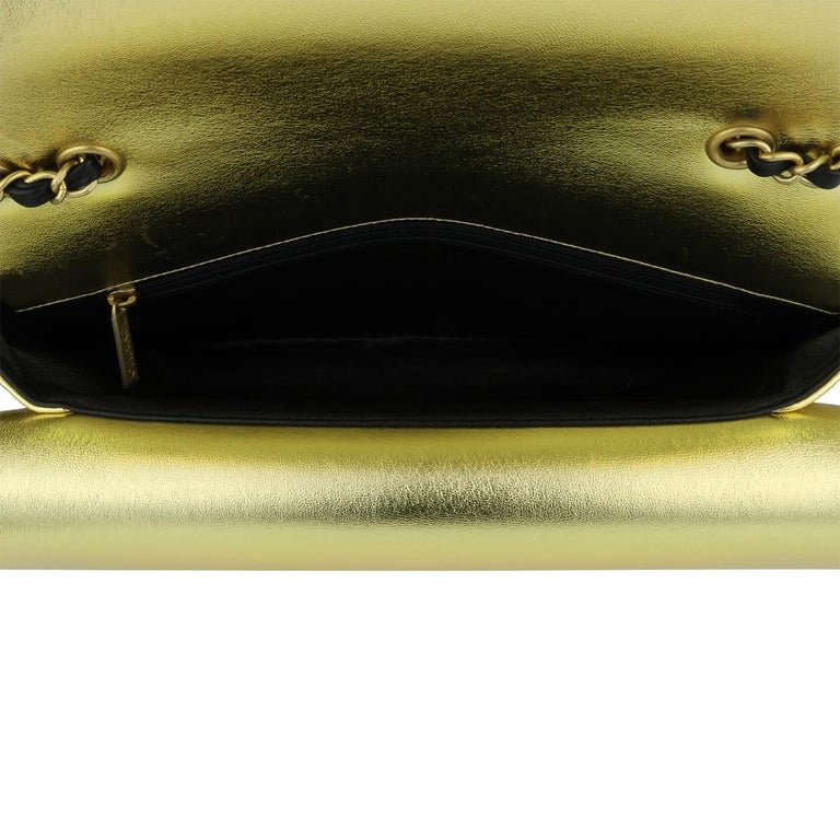 CHANEL CC Chic Flap Bag Black and Gold Lambskin with Brushed Gold Hardware  2019