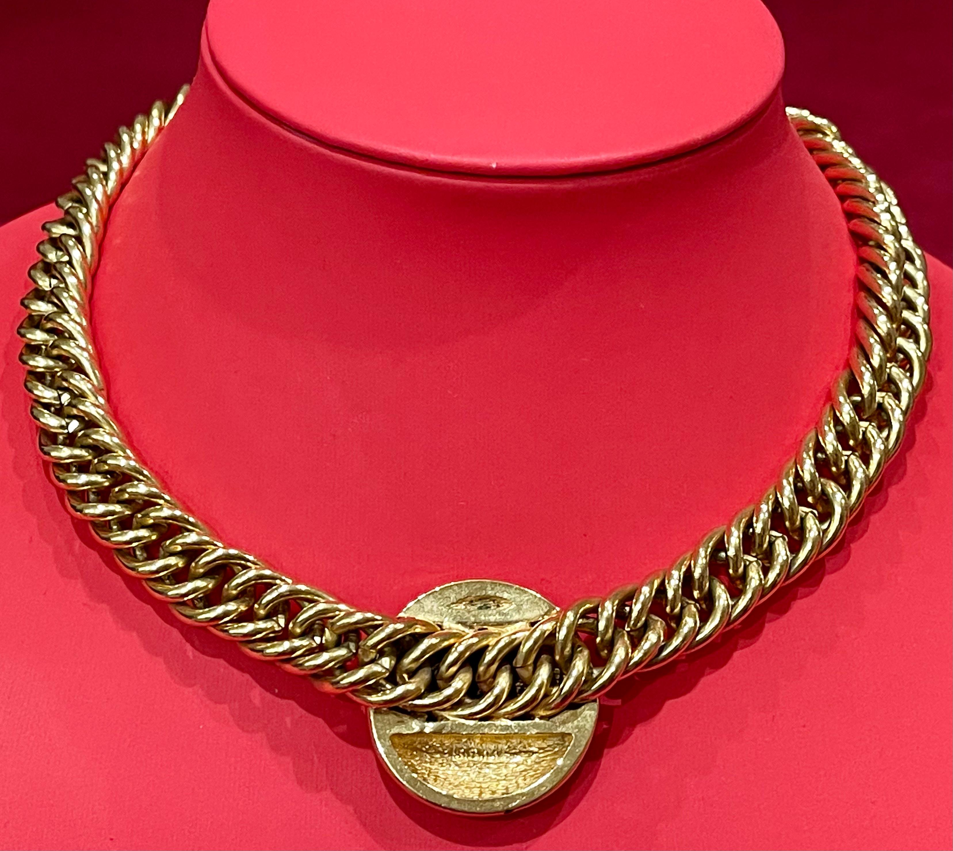 CHANEL - CC Choker Necklace For Sale 3