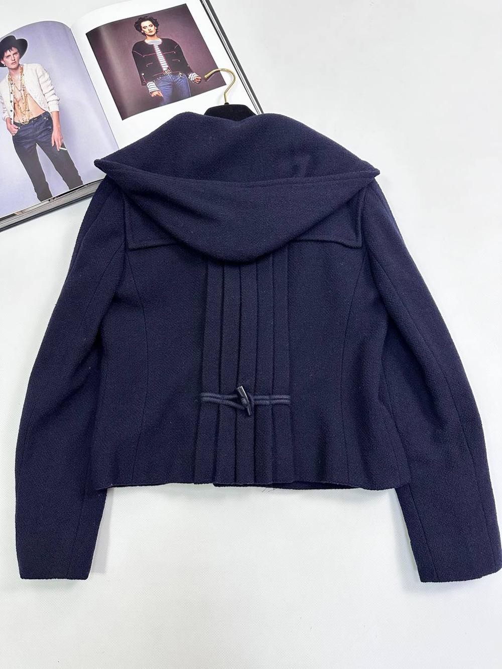 Chanel CC Closure Navy Duffle Jacket For Sale 1