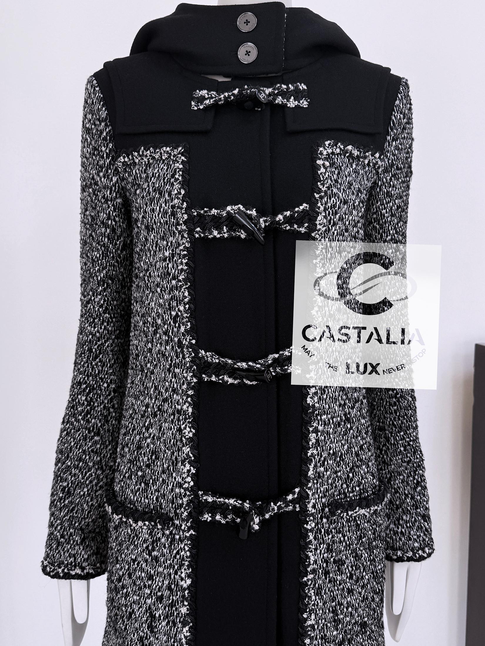 Chanel CC Closures Schwarzer Tweed Parka-Mantel 34 FR im Angebot 6