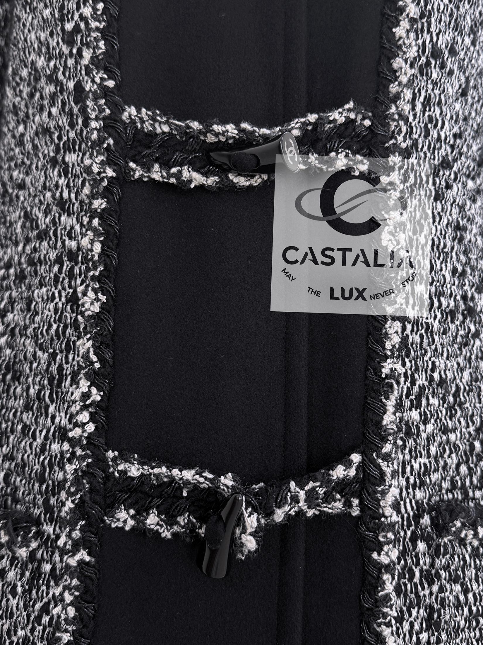 Chanel CC Closures Schwarzer Tweed Parka-Mantel 34 FR im Angebot 5