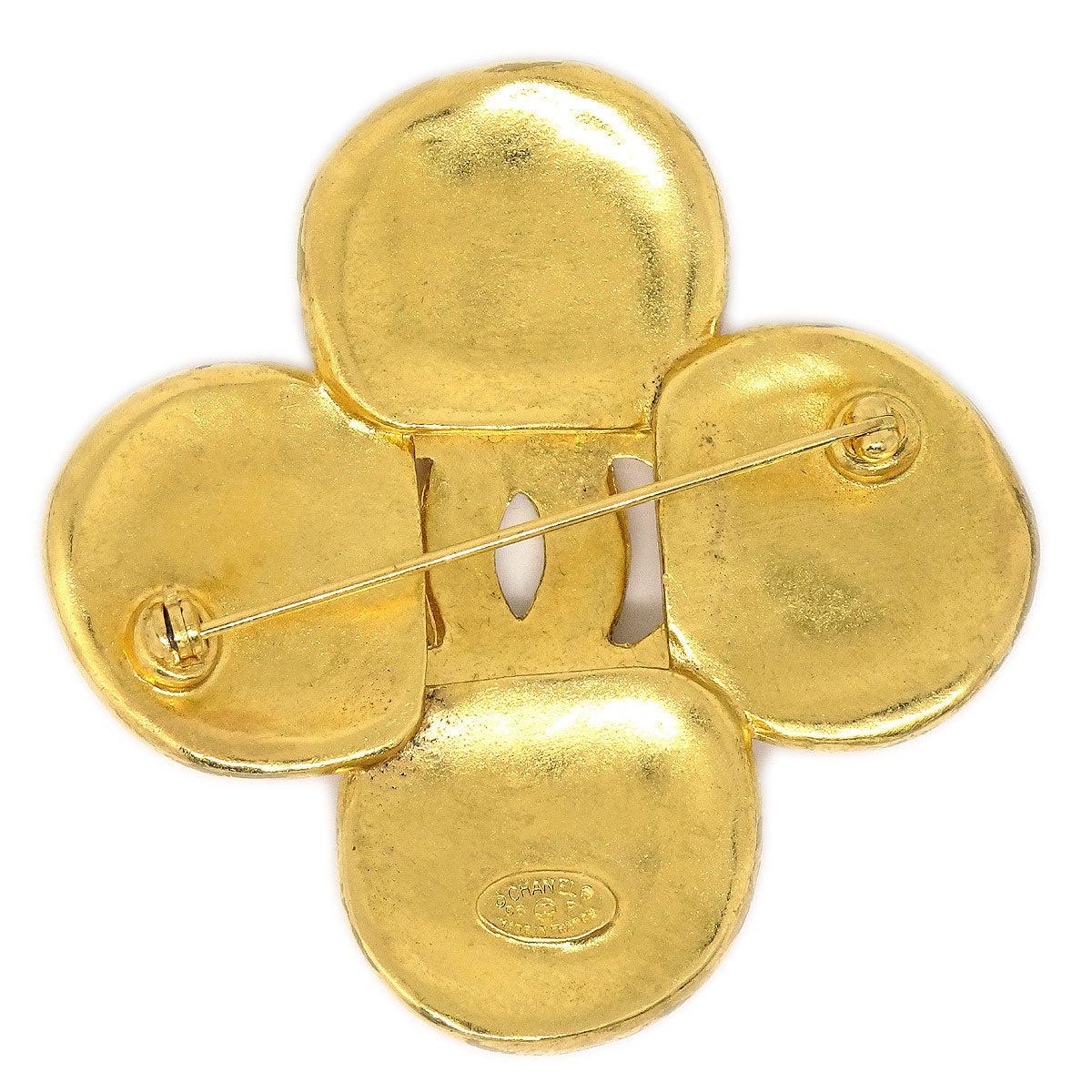 chanel clover brooch