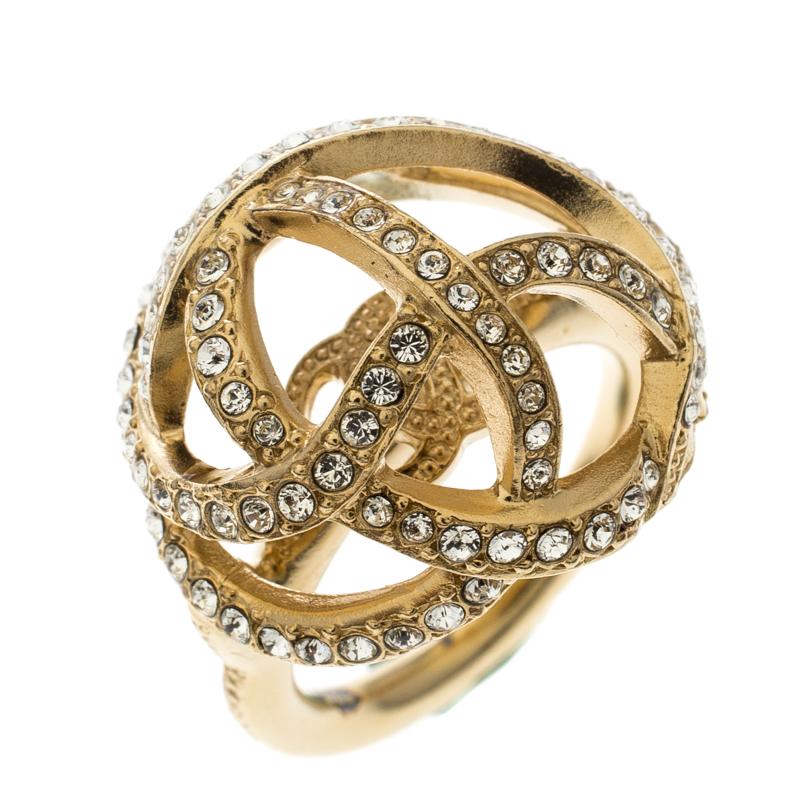 Contemporary Chanel CC Criss Cross Crystal Gold Tone Dome Cocktail Ring Size 51