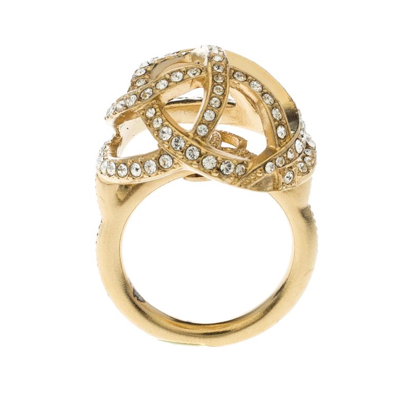 Chanel CC Criss Cross Crystal Gold Tone Dome Cocktail Ring Size 51 In Excellent Condition In Dubai, Al Qouz 2