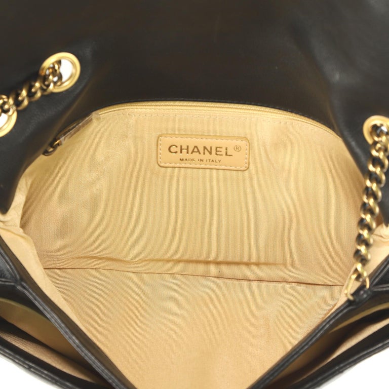 chanel crown flap bag