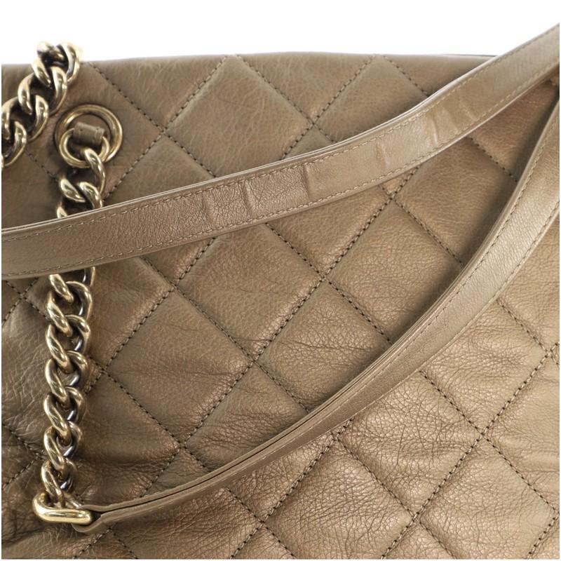 Women's or Men's Chanel CC Crown Tote Quilted Leather Medium